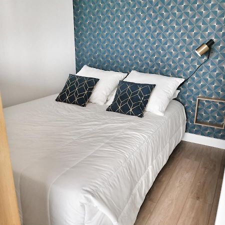 Appartement Lumineux Avec Balcon Et Parking Cherbourg-en-Cotentin Eksteriør bilde