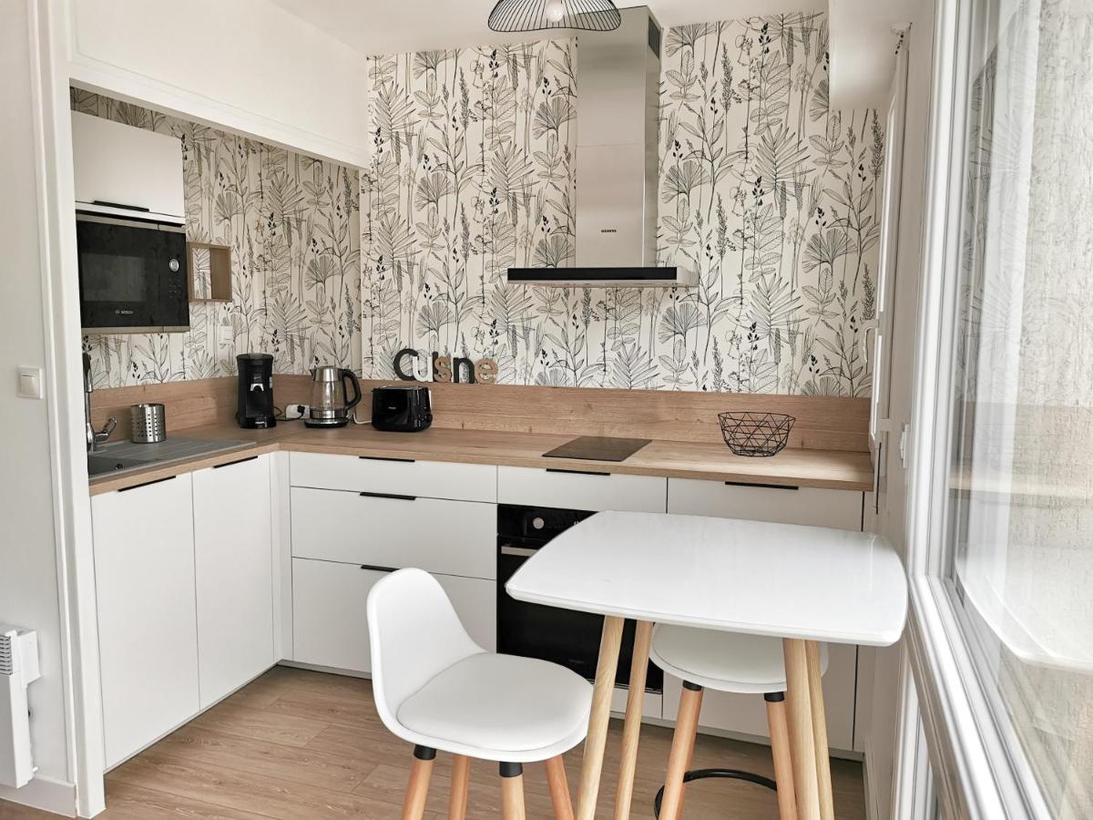 Appartement Lumineux Avec Balcon Et Parking Cherbourg-en-Cotentin Eksteriør bilde