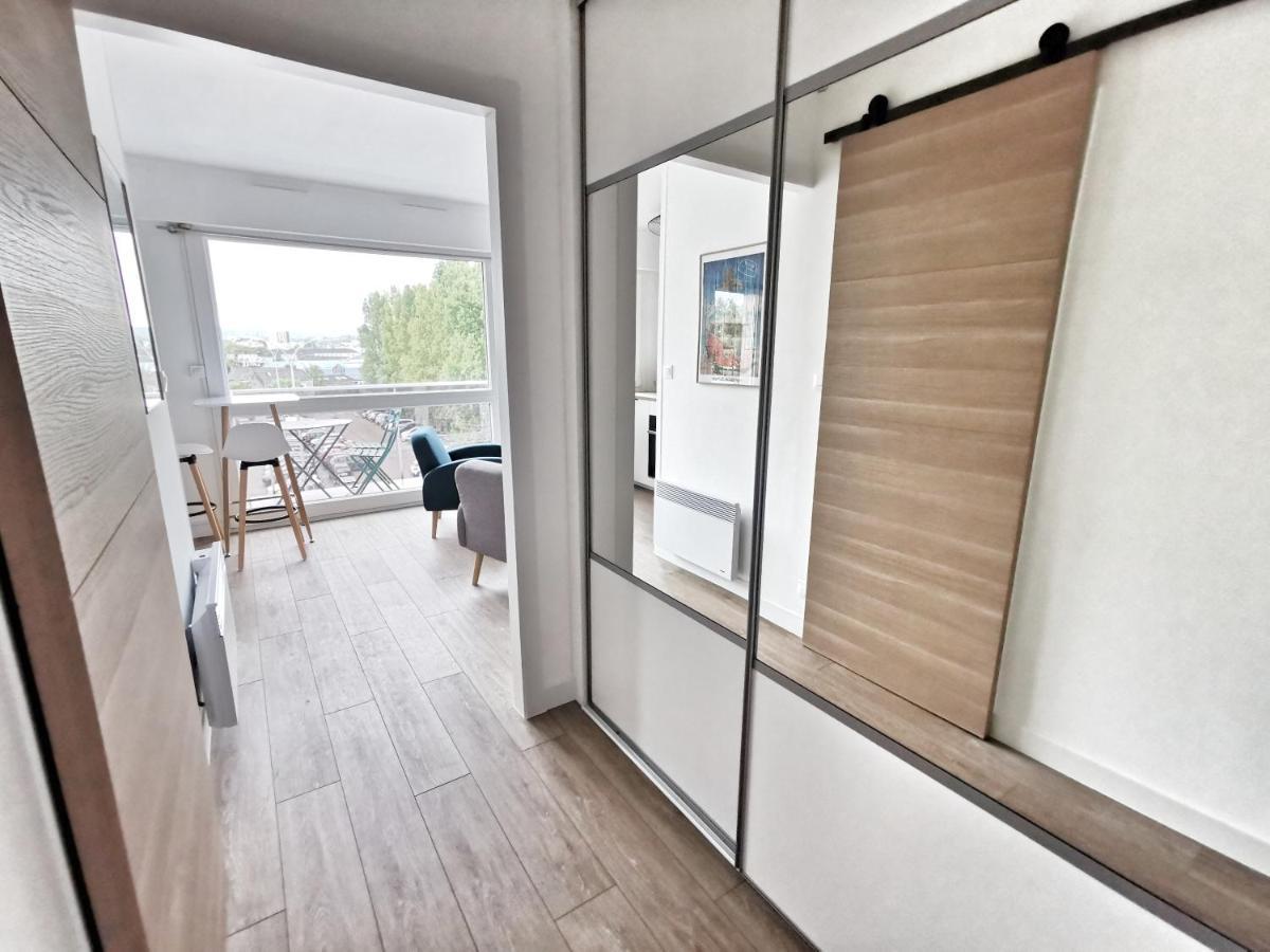 Appartement Lumineux Avec Balcon Et Parking Cherbourg-en-Cotentin Eksteriør bilde